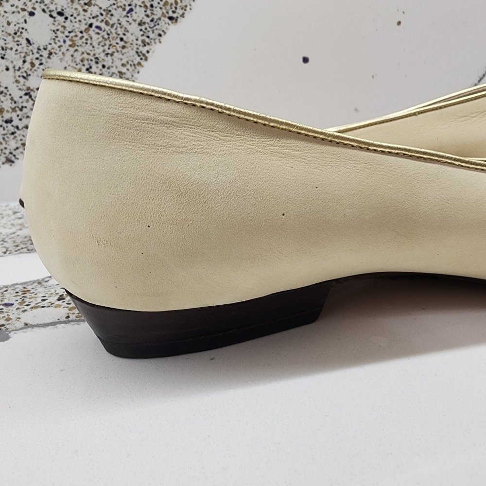 Vintage 80s/90s Ferragamo Ivory Nappa Evening Flats Size 8.5 - Picture 13 of 16